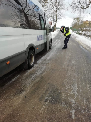 policja, policja ostroda, kpp ostroda, policjanci z ostrody, drogowka, ruch drogowy, rd ostroda, kontrole, autobusy